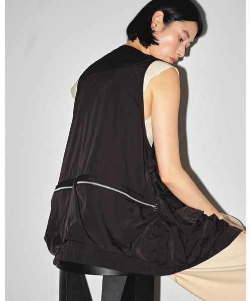 TODAYFUL（トゥデイフル）の「ナイロンポケットベスト（ベスト）」 - WEAR