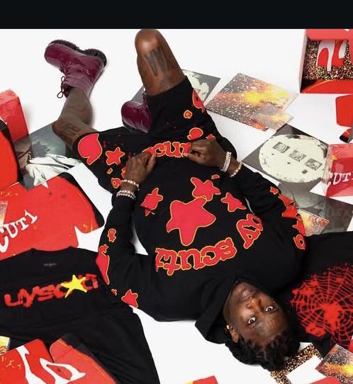 why is the sp5der x uy scuti merch only for the us : r/YoungThug