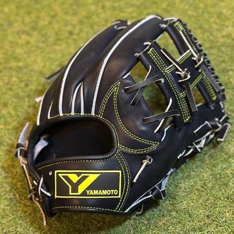 山本グラブスタジオ