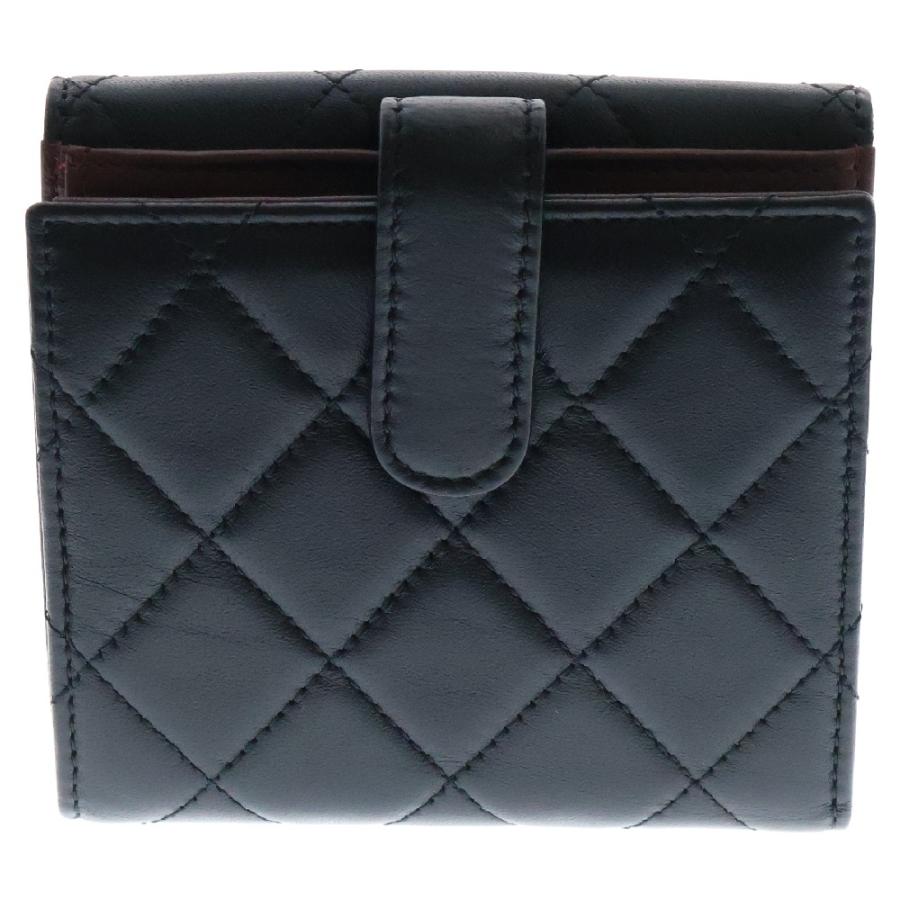CHANEL（シャネル） マトラッセ 二つ折り財布 黒 ラムスキン シルバー