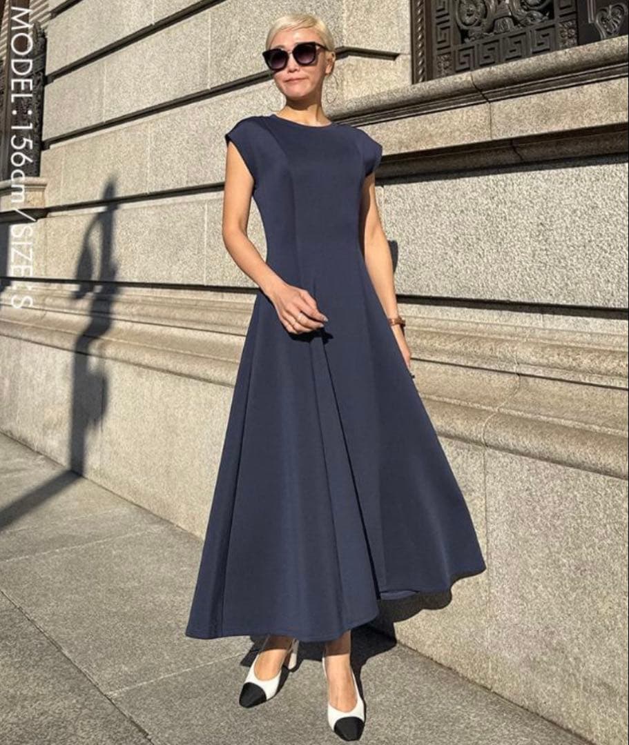 完売✨JENNE フレンチ美シルエットとろみワンピース ネイビーM フレンチ美シルエットとろみワンピース｜JENNE(ジェンヌ)公式通販