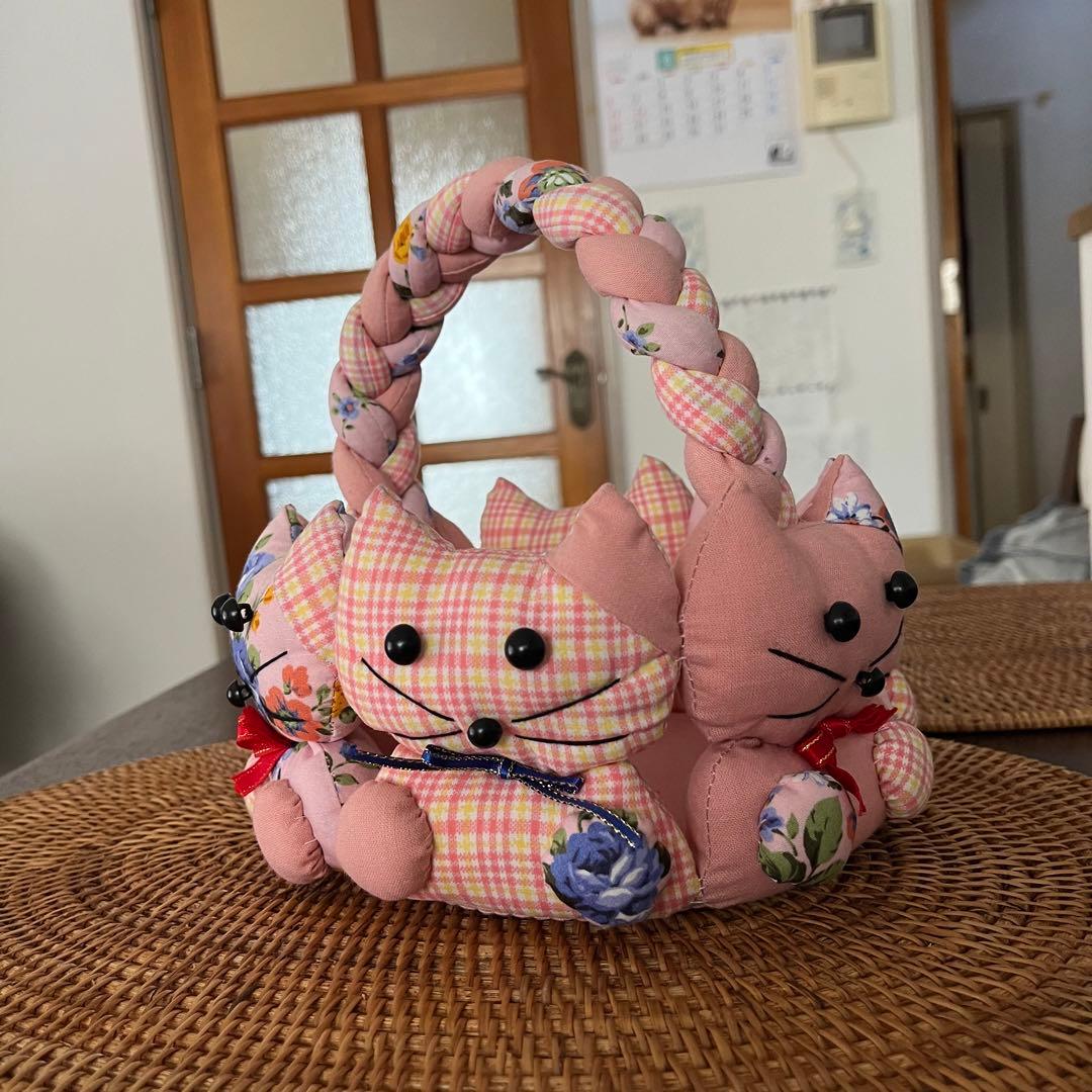 ハンドメイド 猫型収納バスケット - メルカリ